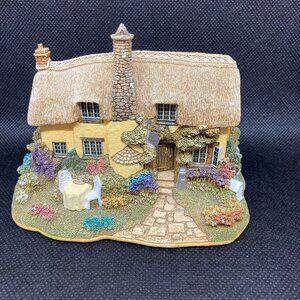 Lilliput Lane “Honey Pot Tea Room” collectible cottage